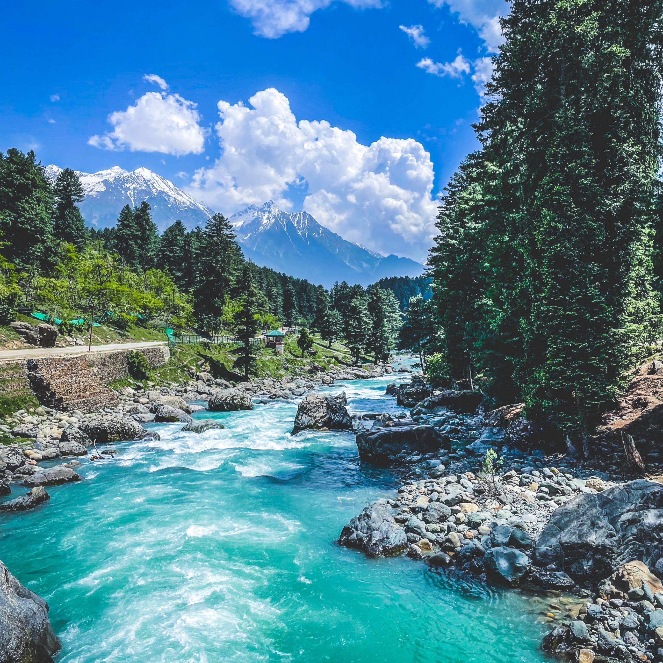 Top 5 Places To Visit in Kashmir